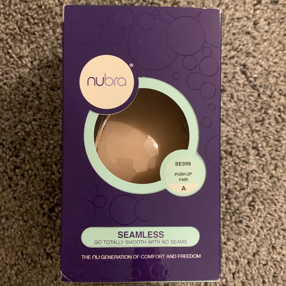 NWT Nubra seamless sz A